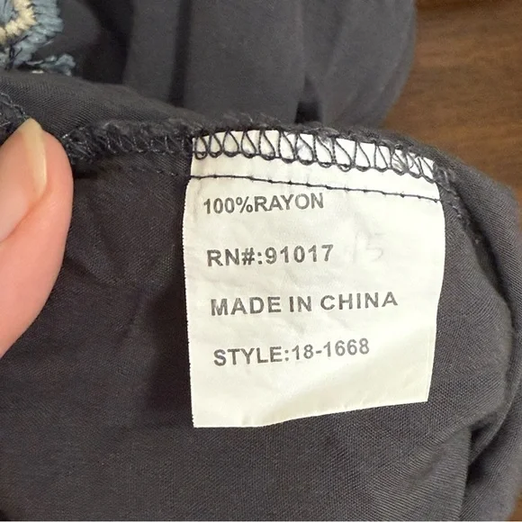 Luna Moon Gray Boho Embroidered Tunic Top L Long Sleeve Festival Fall Spring - Picture 9 of 11